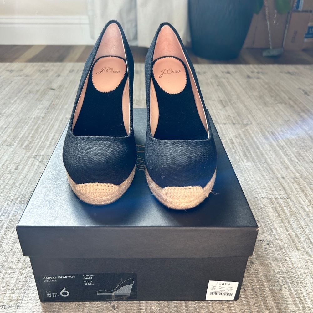 NIB!! J. Crew Black and Tan Espadrille Wedges 6